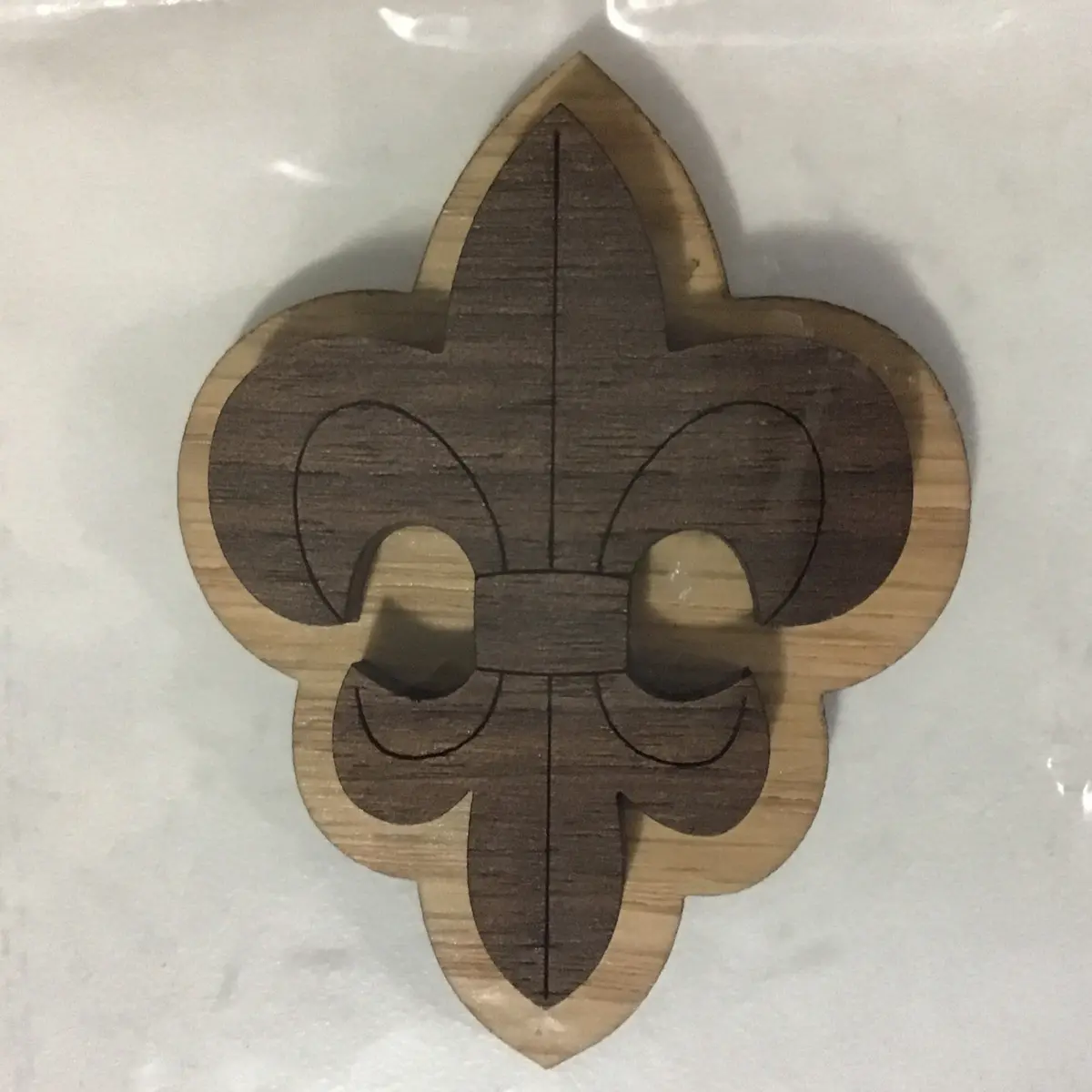 Fleur De Lis Oak-Backed Symbol 1