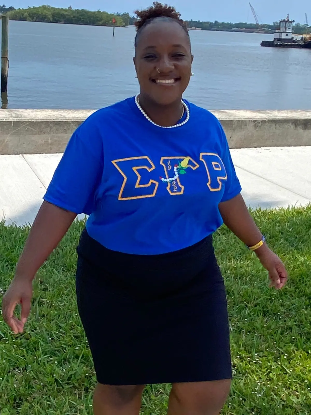 Sigma Gamma Rho Rose And Year Tee 1
