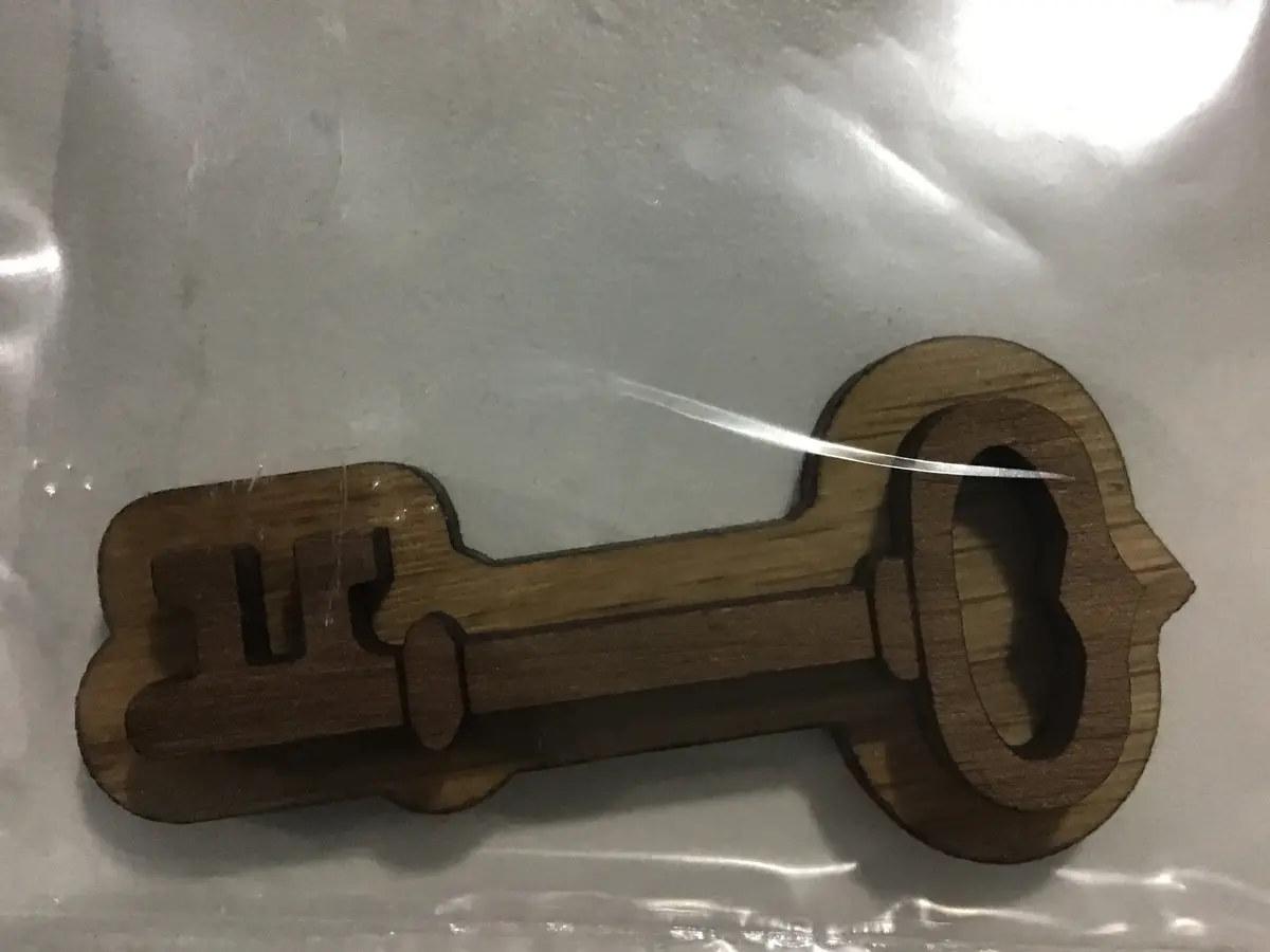 Key Oak-Backed Symbol 1