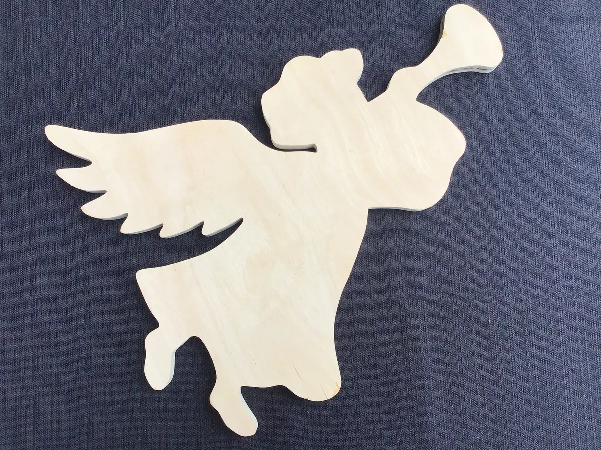Angel W/ Horn Wood Board 1
