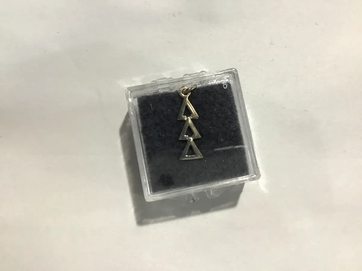 Delta Delta Delta Discontinued Lavalier 1